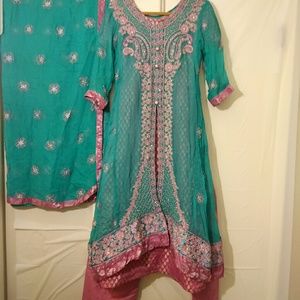 Party wear indian/ pakistani shalwar kameez